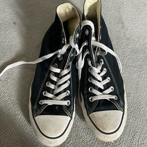 High top converse sneakers. Used- good condition